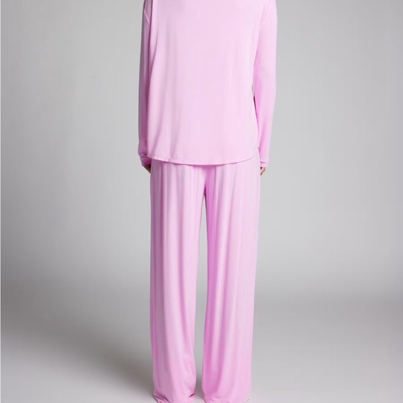 Cmfrt Women's Luna Lounge Pink PJ Set-size XS - Picture 3 of 8